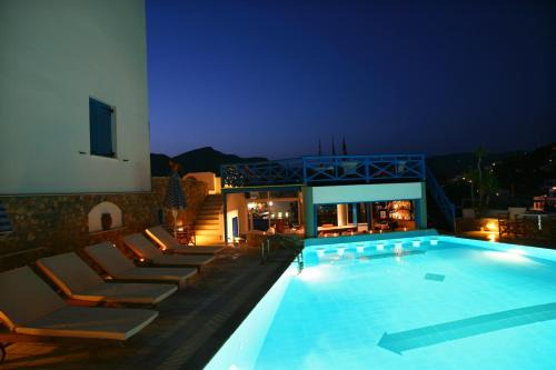 Poseidon Hotel in Ios