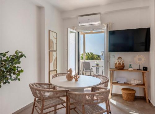 Pounta ,2BR Apartment w Shared Pool,Fiora I
