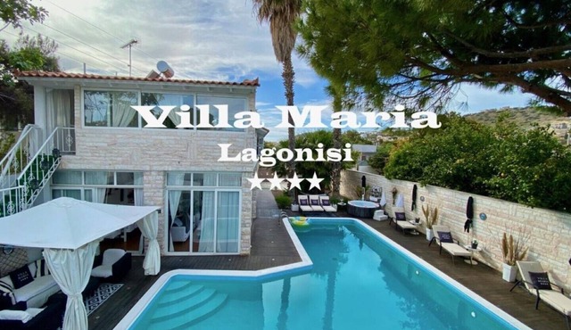 Private 1st floor villa, with pool, jacuzzi, across the beach with mountain view in Kalivia Thorikou Attiki