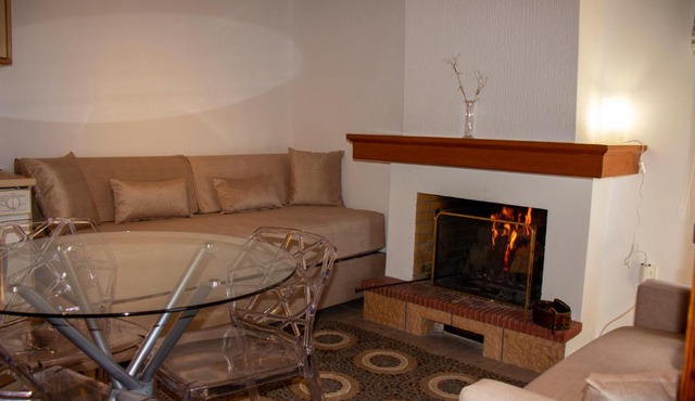 Private House, Miriki Village in Miríki