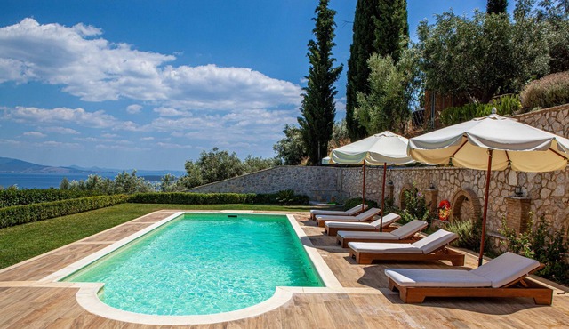 Private Villa für 8 mit Pool,garten und Meerblick in Nafplio