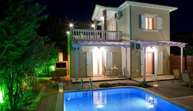 Private villa only five minutes walk away from Nidri