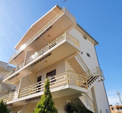 Roan Apartments in Velipojë
