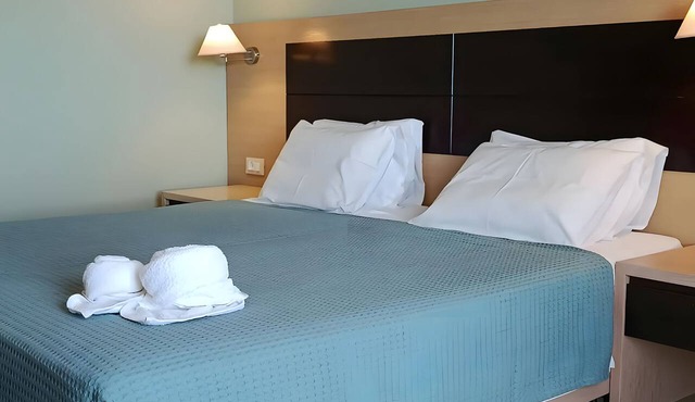 Room '12 Double Garden View' with garden view and private balcony in Κάμειρος Σκάλα