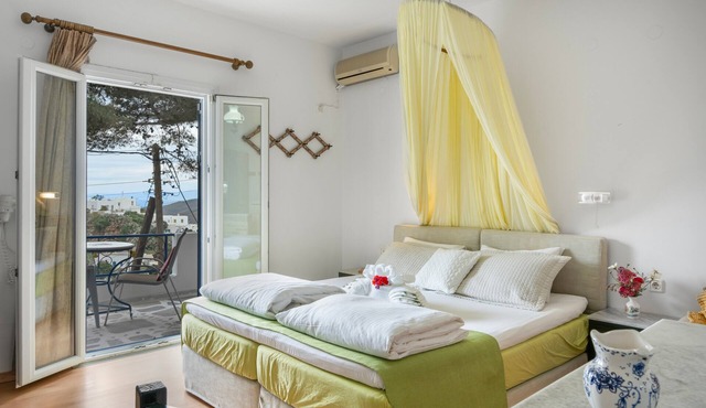Room 14 at Pagali Hotel with Sea View