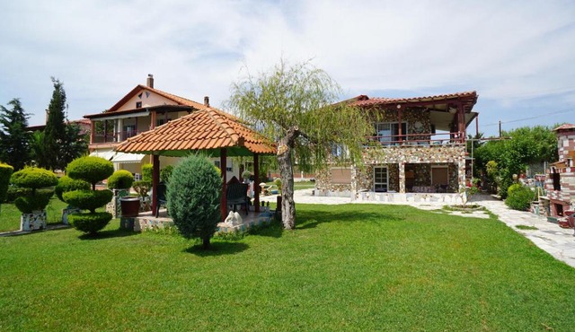 Roulas Summer House in Ávdhira