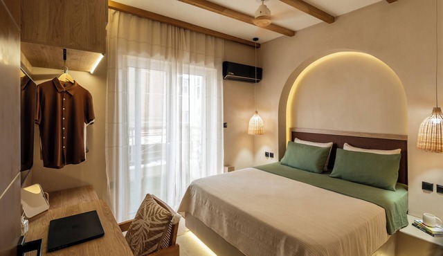 Rustic Boutique Retreat with Live Olive Tree, Parking and 1Gbps Fiber Internet