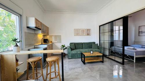 Salamina Urban Escape B