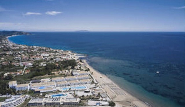Sandy Beach Resort in Corfu