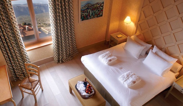Santa Marina Arachova Resort & Spa