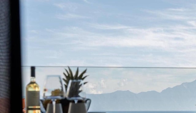 SARTI PREMIUM LUXURY SUITES in SITHONIA
