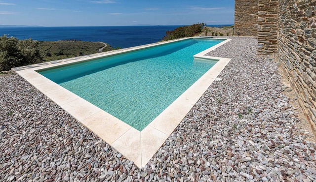 Seafront Majestic Getaway - Paradise Retreat in Batsi