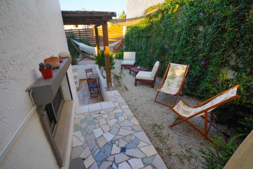 Sibylla Deluxe Studio with Terrace and Hammock
