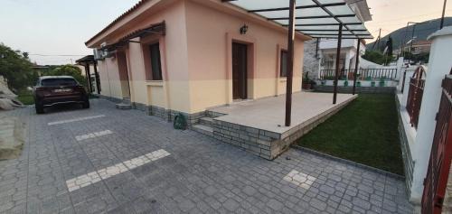 Sofia villa in Elaiokhórion