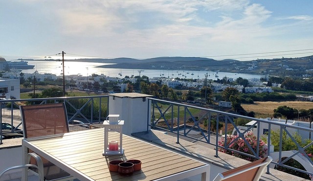 Spacious apartment with sea view
