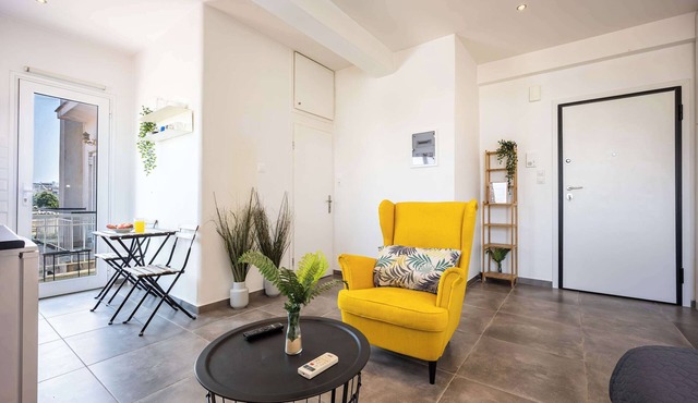 Spacious Gazi Studio | Balcony | Walk to Acropolis