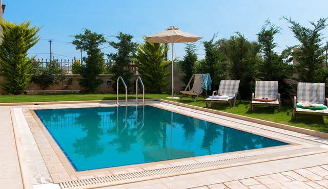 Spacious pool villa close to Rethimno and beach in Rethimno