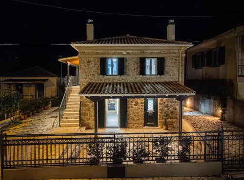 Spyros Stone Apartment in Lazaráta