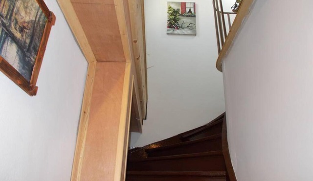 Square 's House
