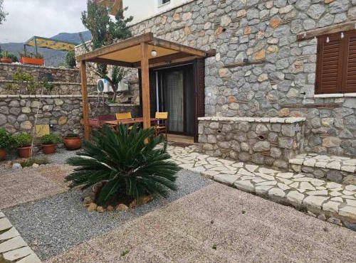 STUDIO Θαλλώ Thallo in Delphi