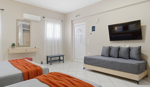 Studio Apartment '5' with Shared Garden, Wi-Fi and Air Conditioning in Syvota