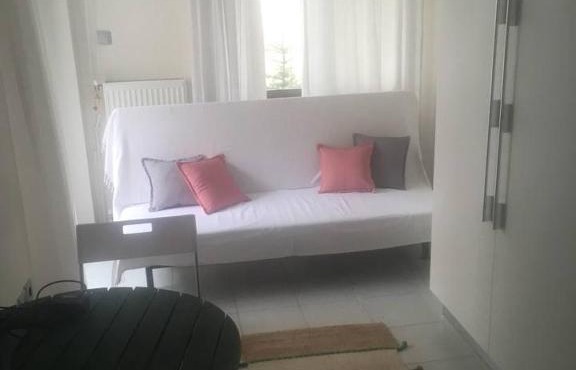 Studio apartment by the sea in Thessaloniki