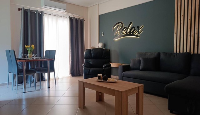 Studio Apartment with Sea View and 2 Balconies