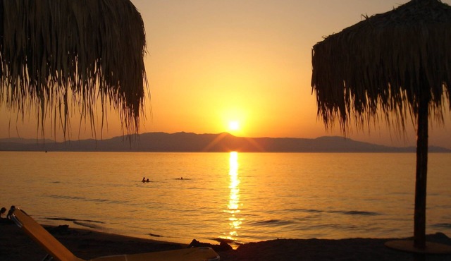 Studio Apt. By The Sea In The Heart Of Agia Marina #3 in Chania