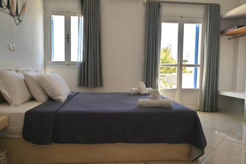 Studio in a family hotel in Perivolos