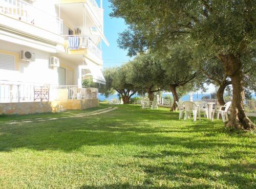 Studios Kaintas in Agia Paraskevi