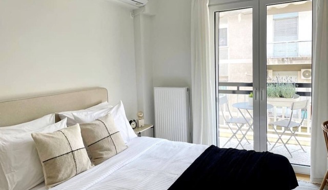 Stylish & Luminous 1BR Apartment in Pangrati in Athens