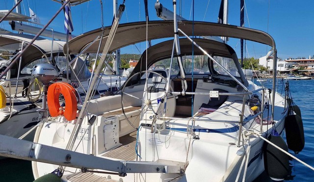 Sun-Kissed Sailing Adventure in Islas Esporadas