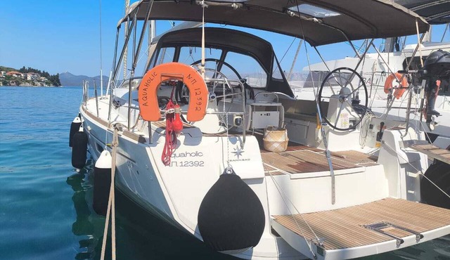 Sun-soaked Sailing Adventure in the Ionian Islands in Perigiali