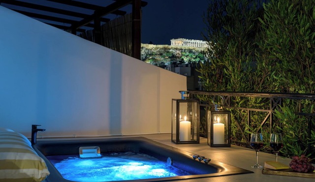 Sunny Central Retreat with Private Plunge Pool