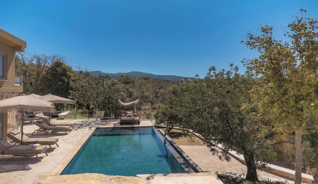 Sunrise Villa - Earthen Stone Escape by etouri in Rethymno