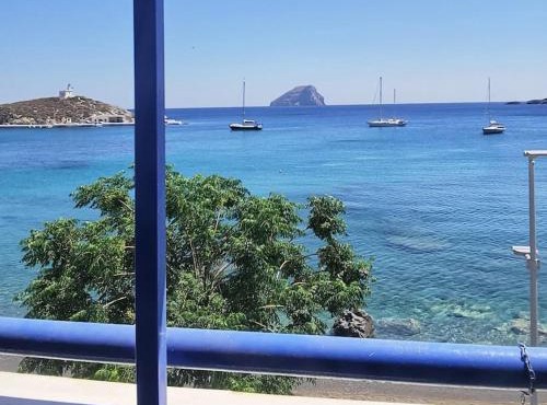 Takis Seaside Apartment in Kythira