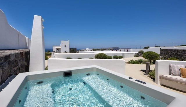 Thrilling Santorini Suite | Poseidon’s Hideaway Suite | Executive Two Bedroom.