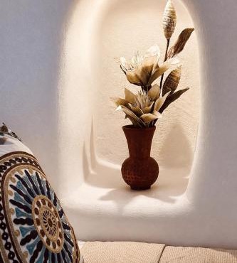Tiara hideaway house
