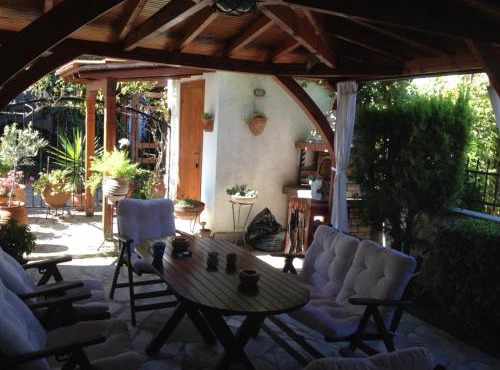 Toroni home in Toroni