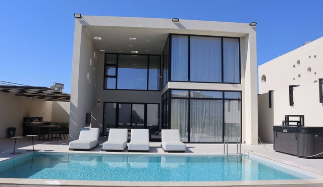 Trapezia Luxury Living - Turmalin by Interhome in Kolympia