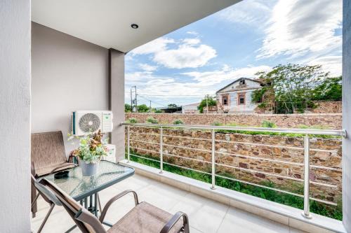 Trikali Nature & City Apartment in Chios