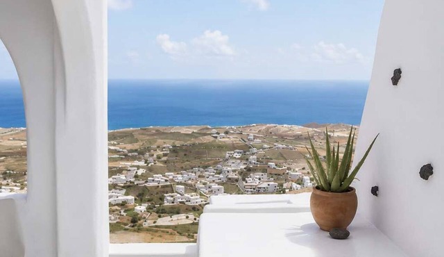Two Gods Santorini Premium Jacuzzi Sea View Suites