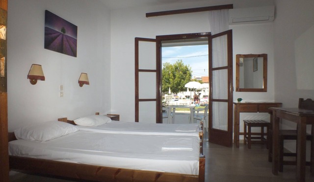 Tzilios Studios in Corfu