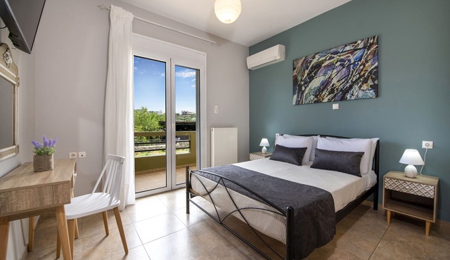 Valia's House-Spacious 3BD near 🏖️-2' by car in Daratsos
