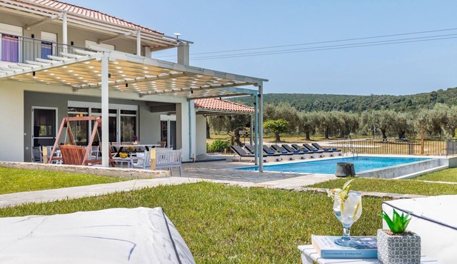Villa Aelia für 10 Personen in Skopelos by Interhome