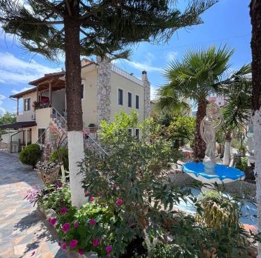 Villa Agur Kapo in Ksamil