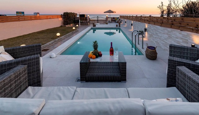 Villa Fay mit privatem Parkplatz in Lardos by Interhome
