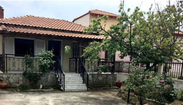 Villa in Halkidiki in Potidée