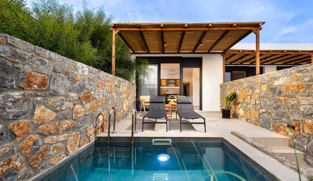 Villa Kiotari Sky - One Bedroom Villa, Sleeps 2 in Kiotari