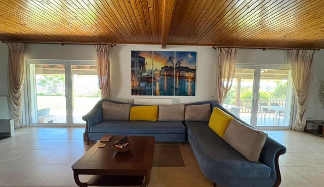 Villa Lagonisi by the Sea